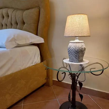 La Gemma 4* Napoli